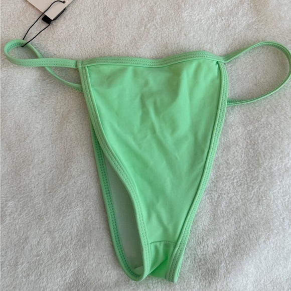 BASIC SWIM - Bikini - La Premiere - Picture 7 of 10